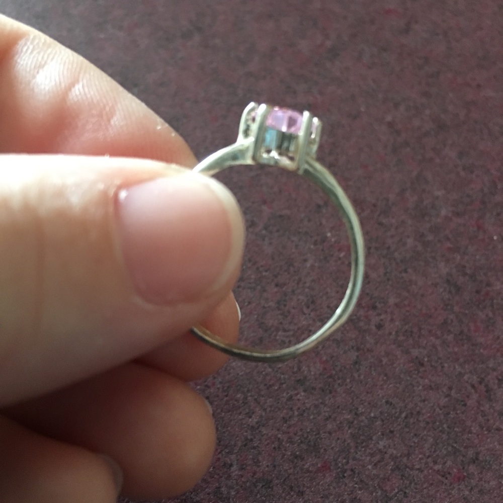 Pink star ring - Picture 2 of 2